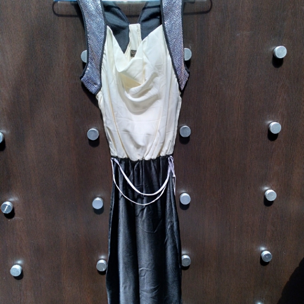 NWT | Lia Kes | Halter Dress-XS/S- bust 26" *waist 25"